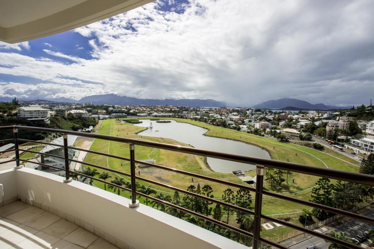 Ramada Hotel & Suites By Wyndham Noumea Exterior photo