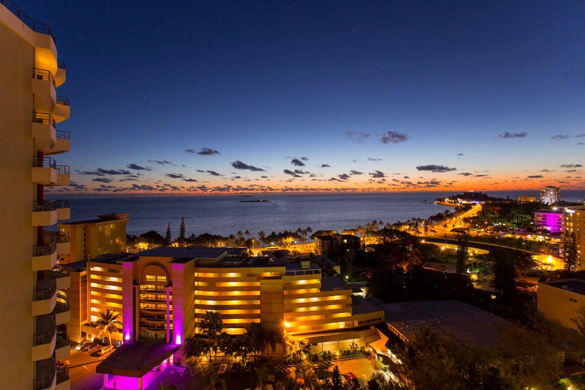 Ramada Hotel & Suites By Wyndham Noumea Exterior photo