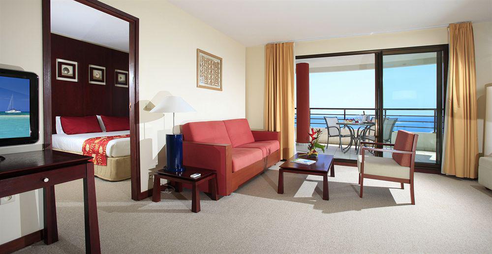 Ramada Hotel & Suites By Wyndham Noumea Exterior photo