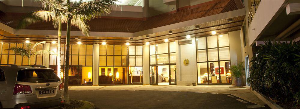 Ramada Hotel & Suites By Wyndham Noumea Exterior photo